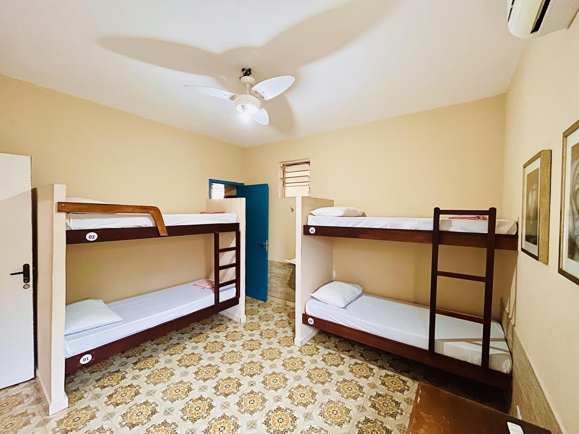 Guaruja Hostel Rum bild