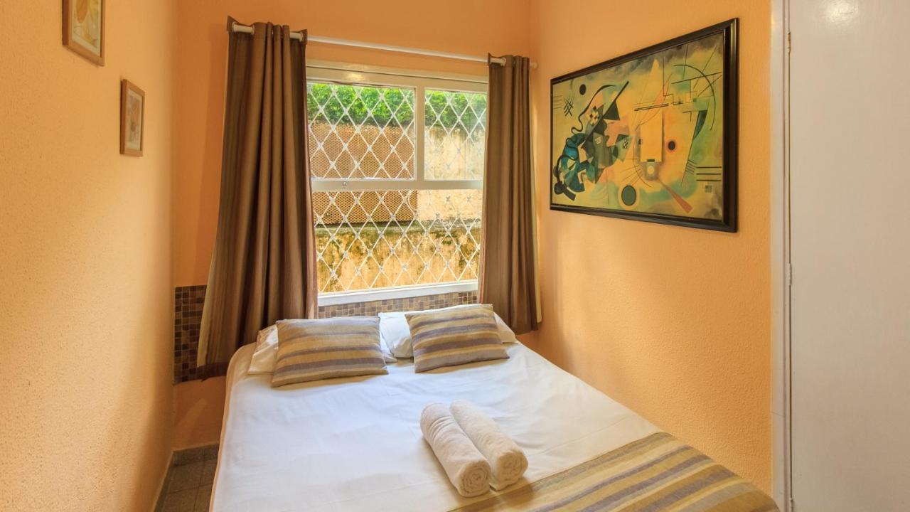 Guaruja Hostel Rum bild